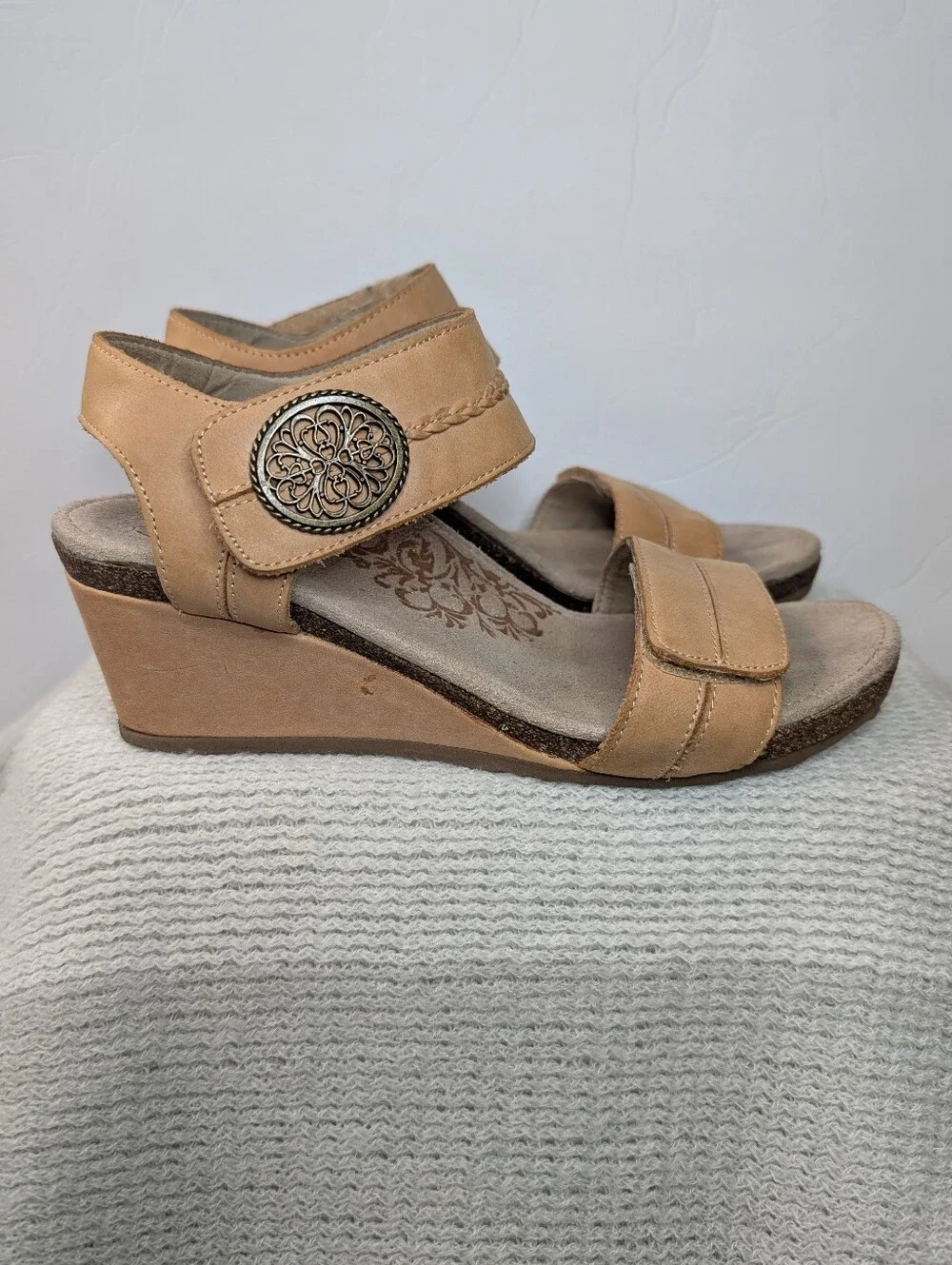 Aetrex Arielle Wedge Sandals Tan Women's 7